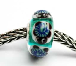 Zeige Details für Unique Glasbead mit Schildkröte 19 Bild von Unique Glasbead mit Schildkröte 19