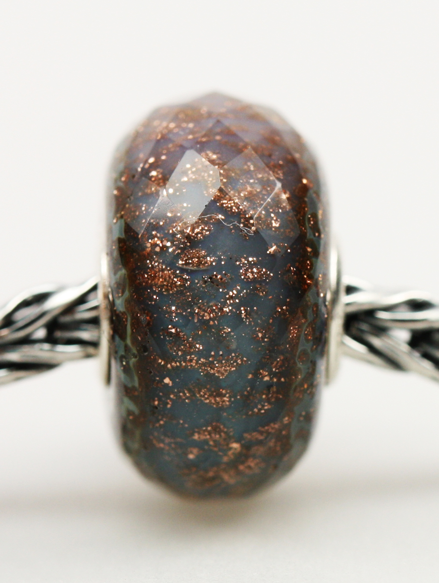 Bild von Troll Agate 202 TROLLBEADS  DAY 2022 Original Abbildung TGLBE-30086 "mit Einkaufwagen Chip am Schlüsselanhänger"