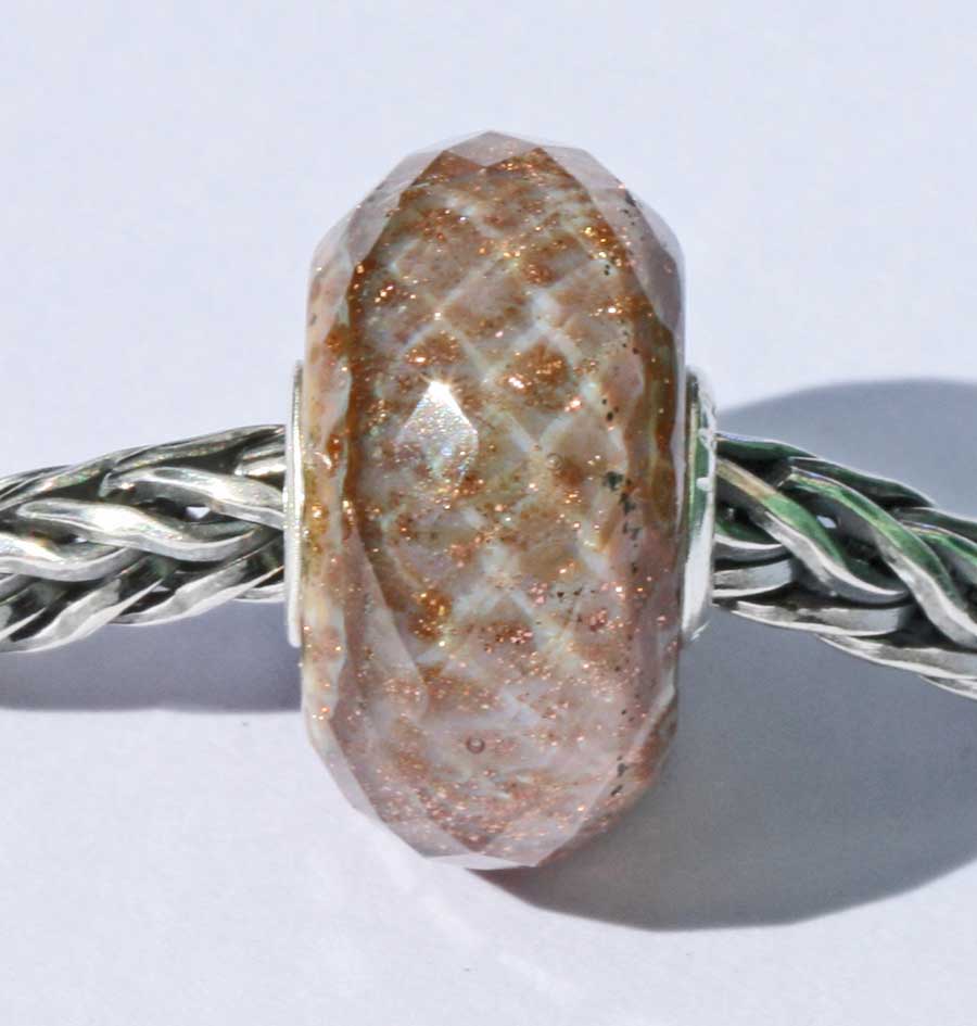 Bild von Troll Agate 305 TROLLBEADS  DAY 2022 Original Abbildung TGLBE-30086 "mit Einkaufwagen Chip am Schlüsselanhänger"